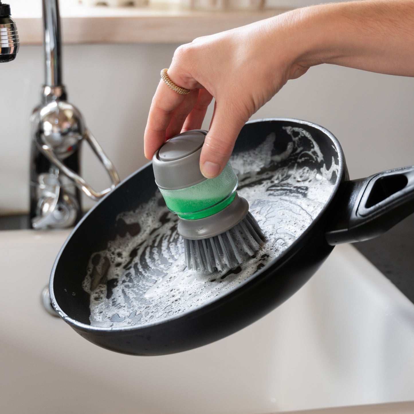 Scrubbies | Le compagnon de nettoyage ultime !