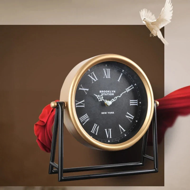 Horloge de bureau – Horloge de table – Design rétro – Décoration – Métal – 26,5 x 26,5 x 7 cm