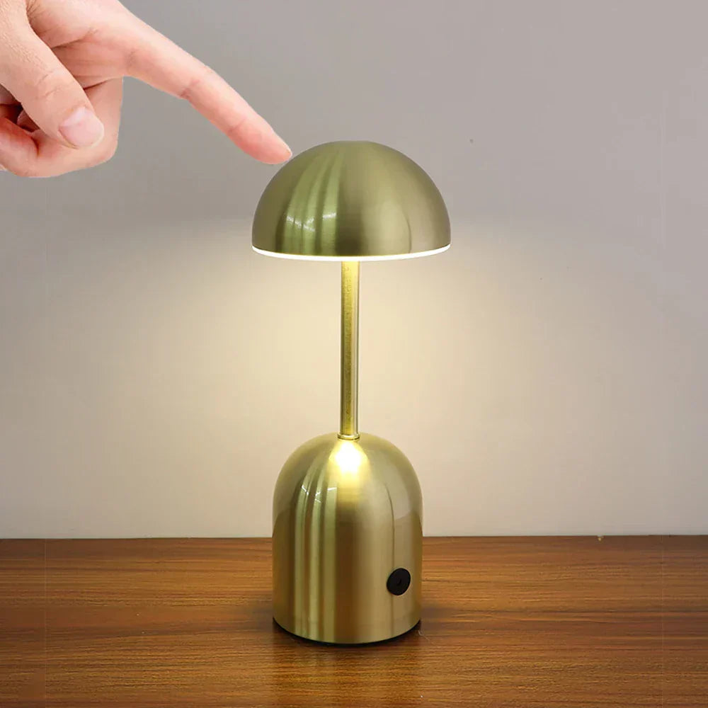 Lampe de Table en Métal Dimable | Éclairage Ambiance et Fonctionnel