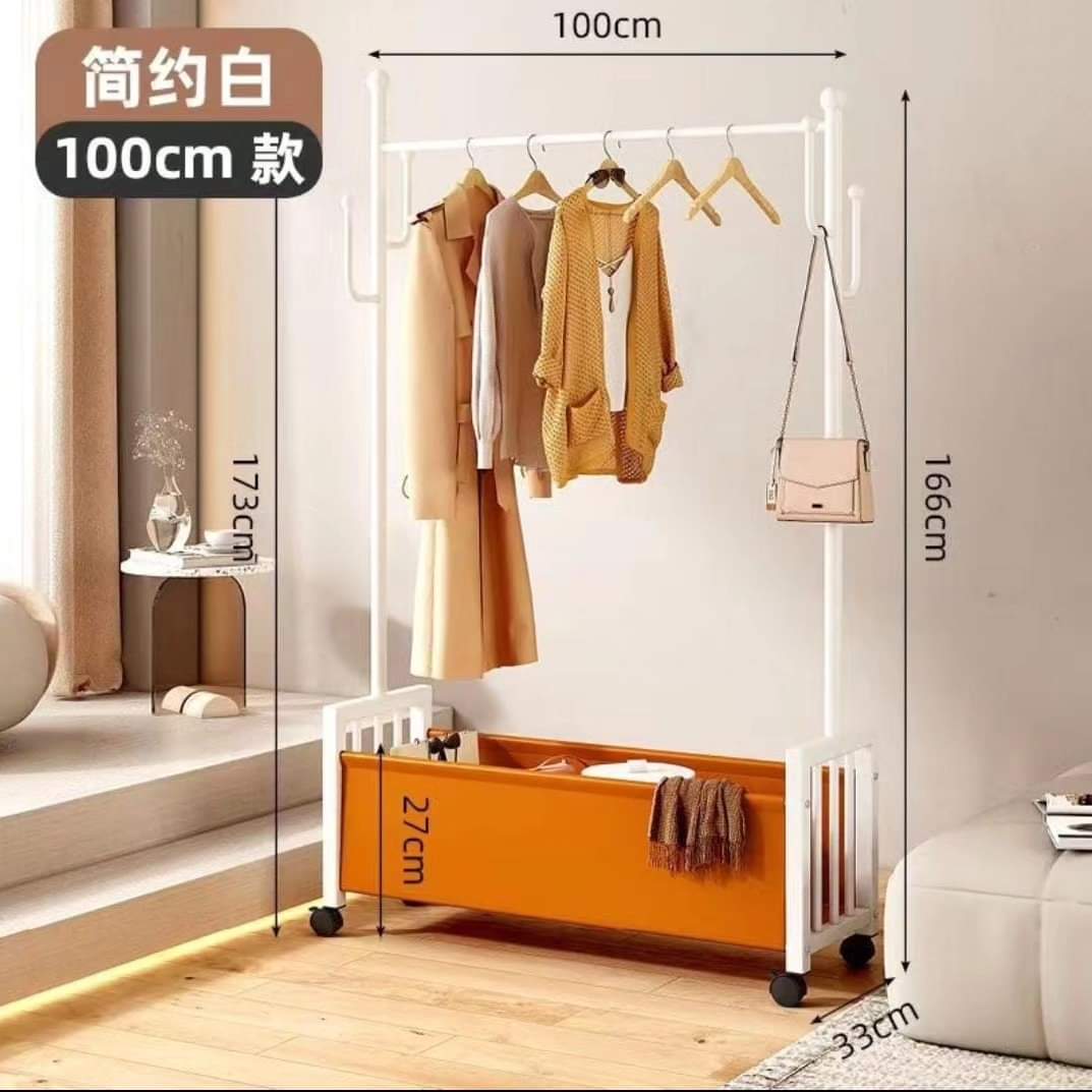 Porte-vêtements en métal