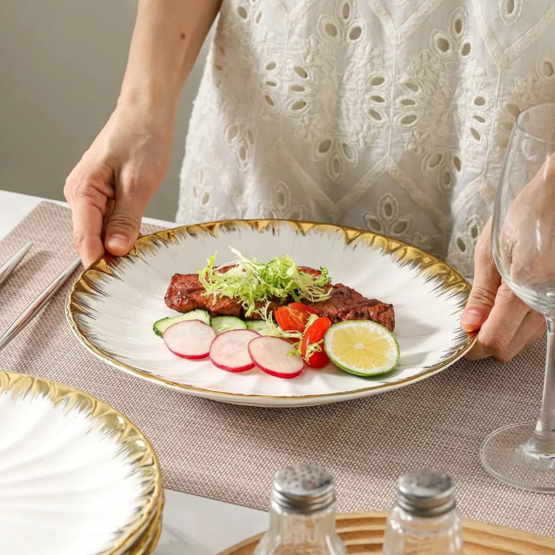 6Pc assiette de dîner en céramique avec détail doré