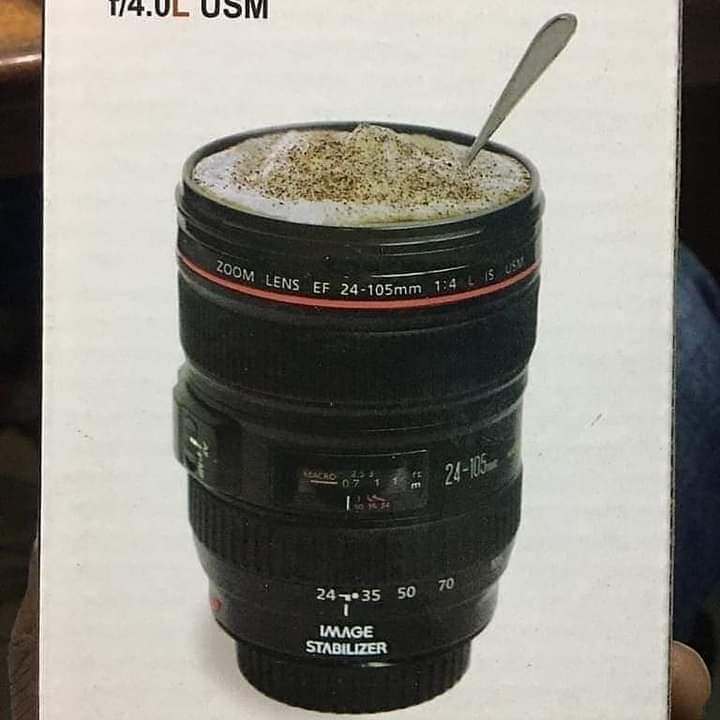 Tasse thermo en forme de caméra