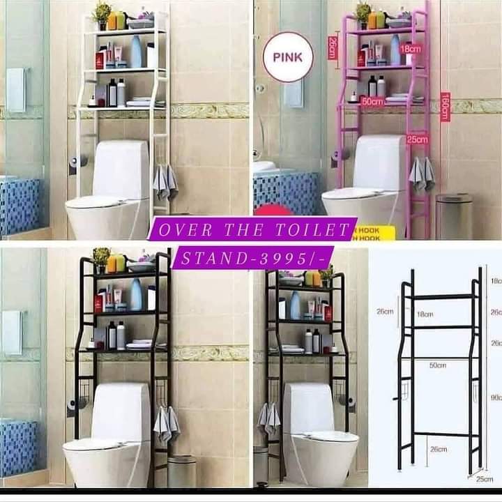 Sur le support de toilette