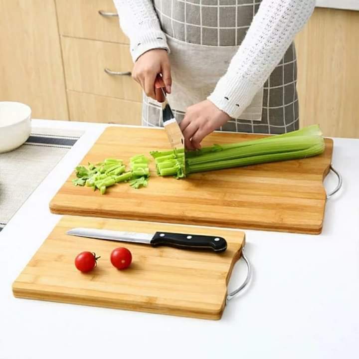 Grand planche à découper en bois