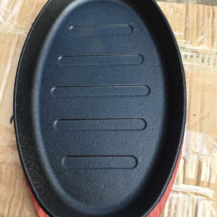 Plaque chauffante avec support en bambou