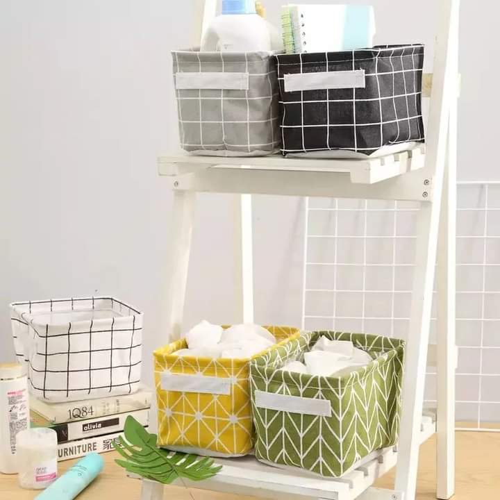 Bacs de rangement minimalistes