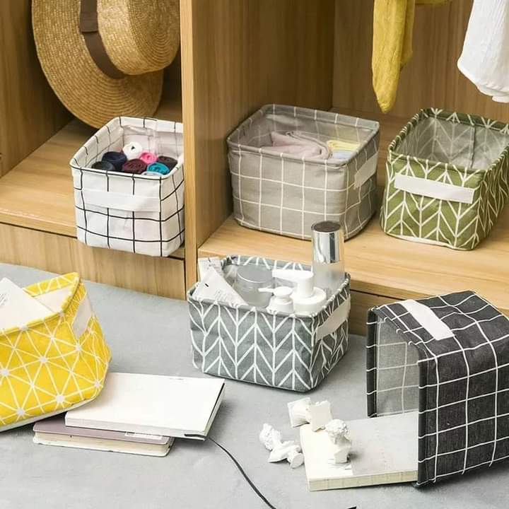 Bacs de rangement minimalistes