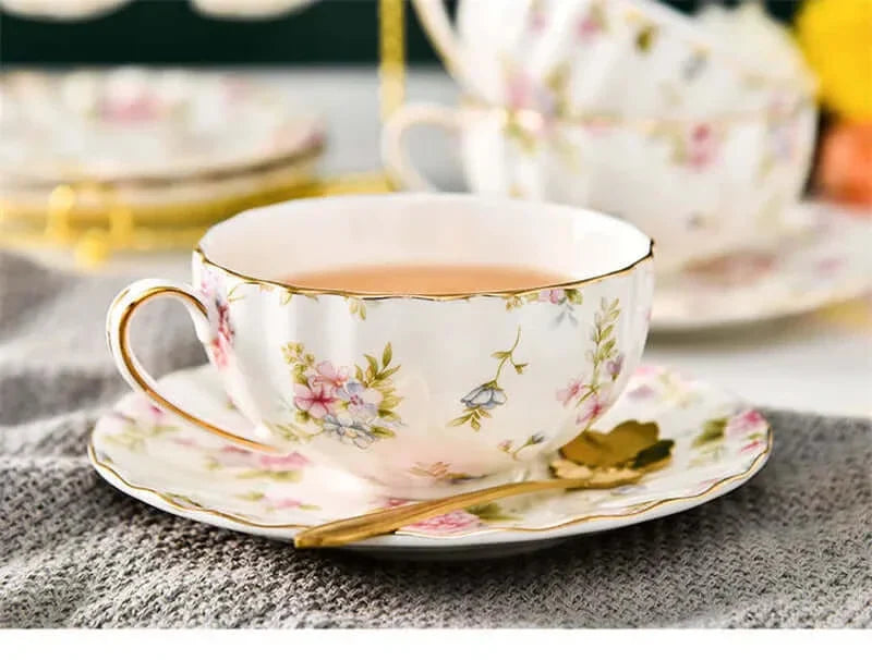 Tasse à café en porcelaine Bone China élégante - Design luxueux et unique