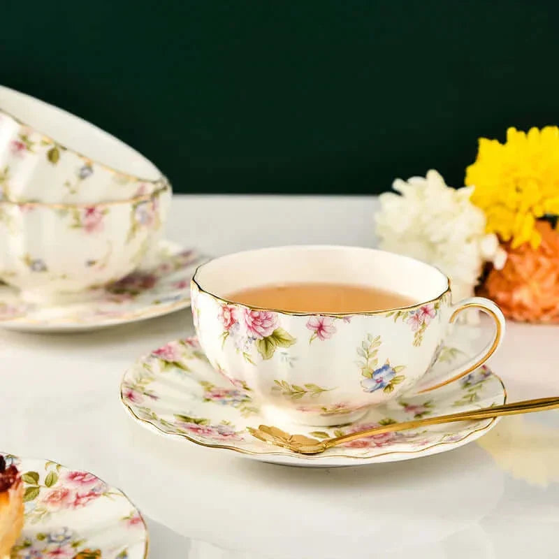 Tasse à café en porcelaine Bone China élégante - Design luxueux et unique