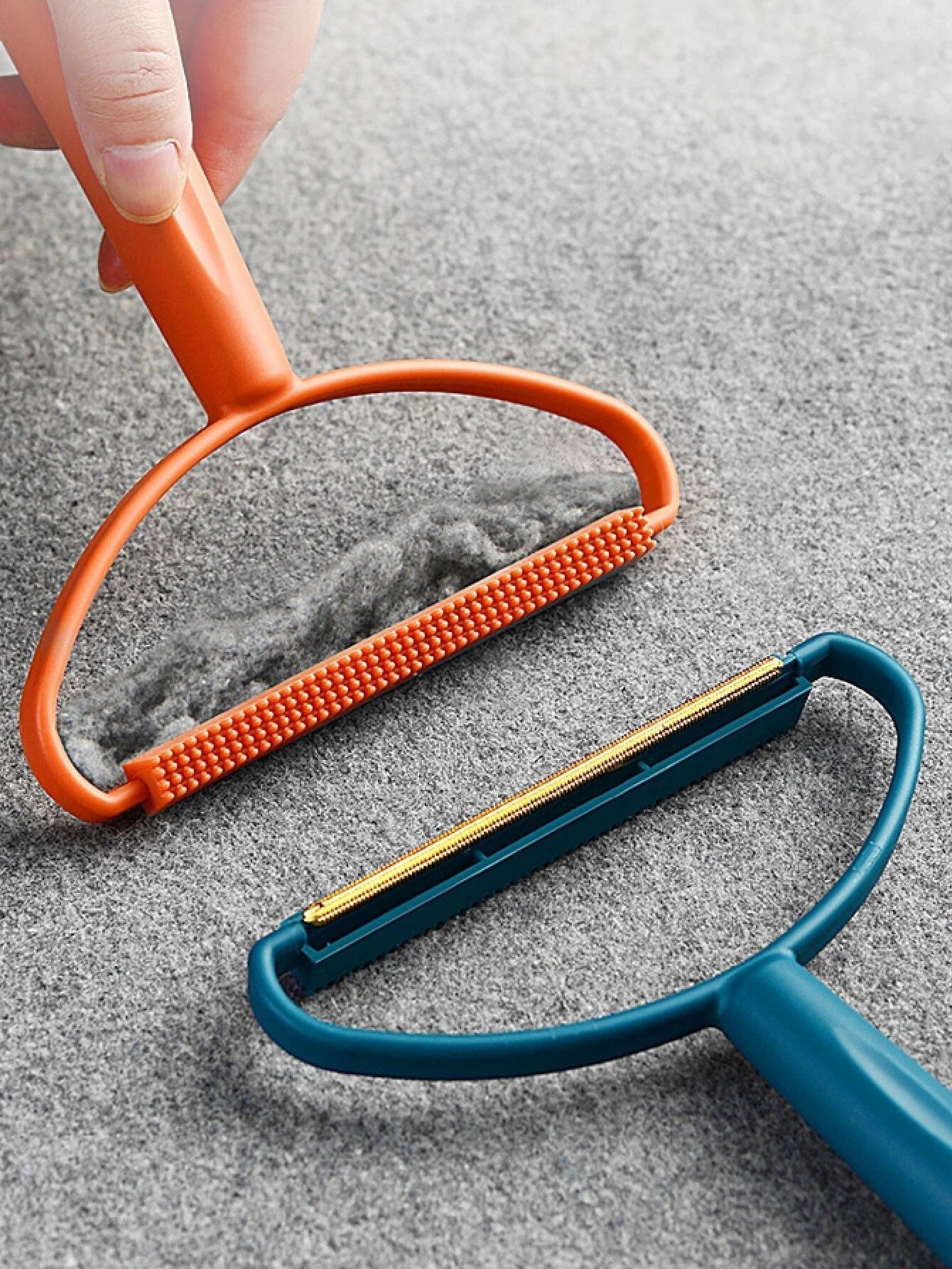 FluffFree Cleaner – Puissant Éliminateur de Peluches et de Poussière