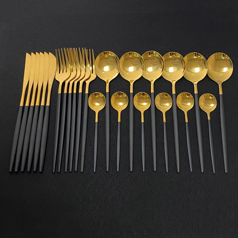 RoyalGlimmer Ensemble de Couverts Dorés - Ensemble de Couverts Dorés pour une Table Luxueuse