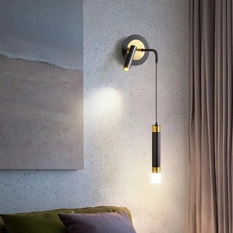 Applique murale suspendue audacieuse avec lumière de lecture