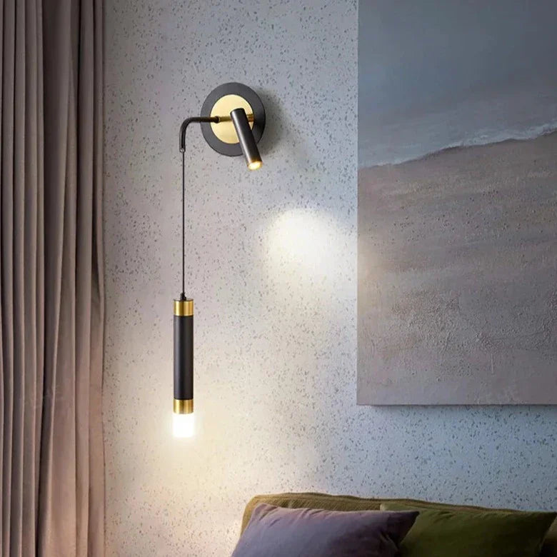 Applique murale suspendue audacieuse avec lumière de lecture