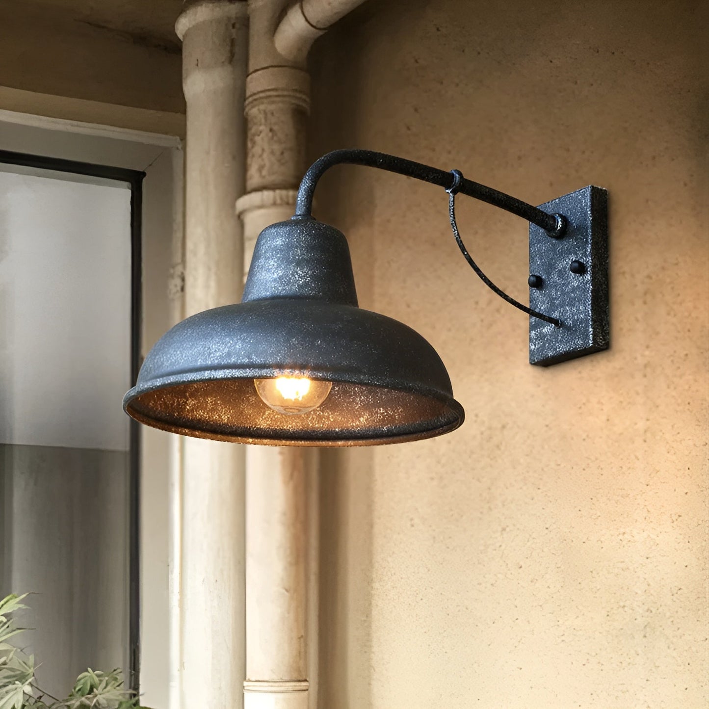 Lumière de grange vintage antique