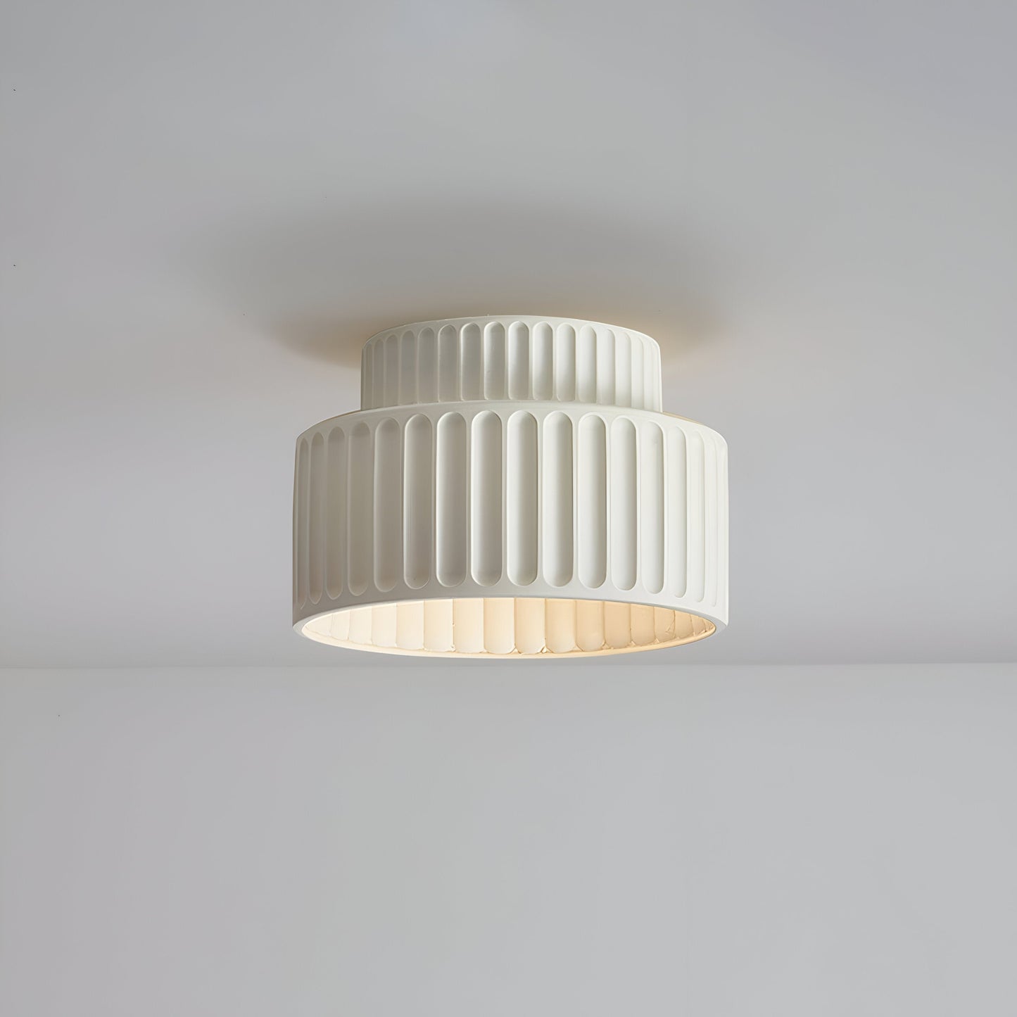Applique Floroux en résine blanche – Élégance médiévale pour votre maison