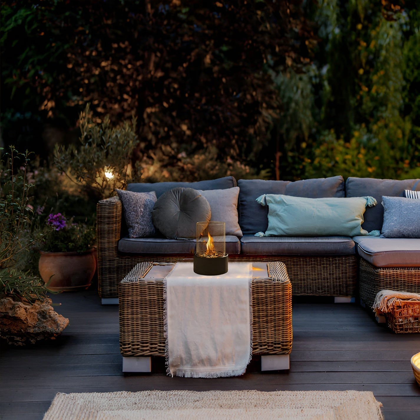 Floroux - Cheminée de table élégante en métal noir
