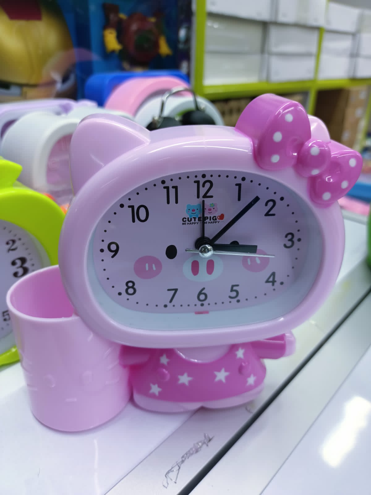 Bonjour kitty / horloge de table busy bee