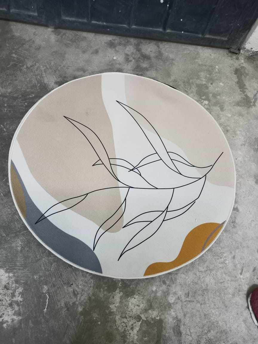 Tapis ronds minimalistes modernes
