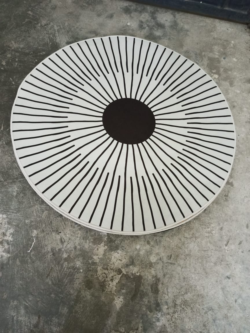 Tapis ronds minimalistes modernes