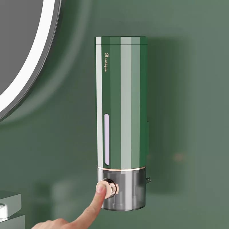 Distributeur de savon en mousse monté au mur