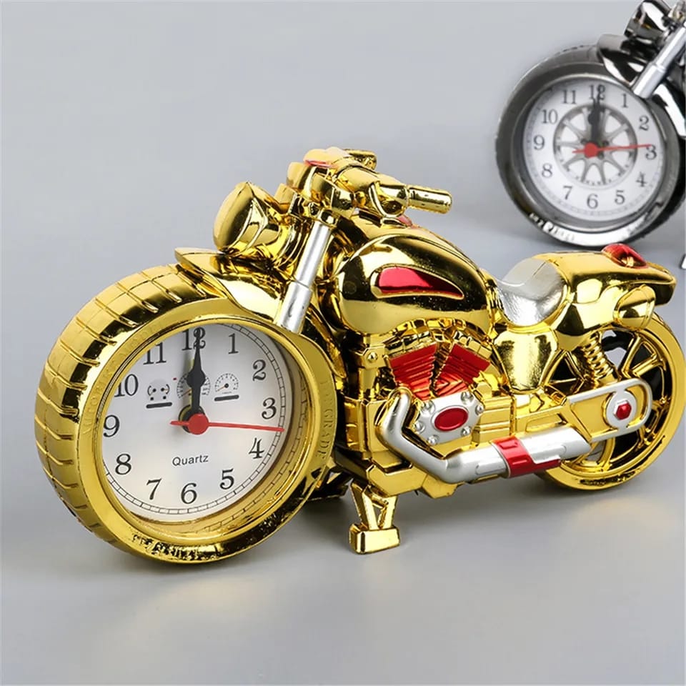 Horloge de réveil créative rétro moto