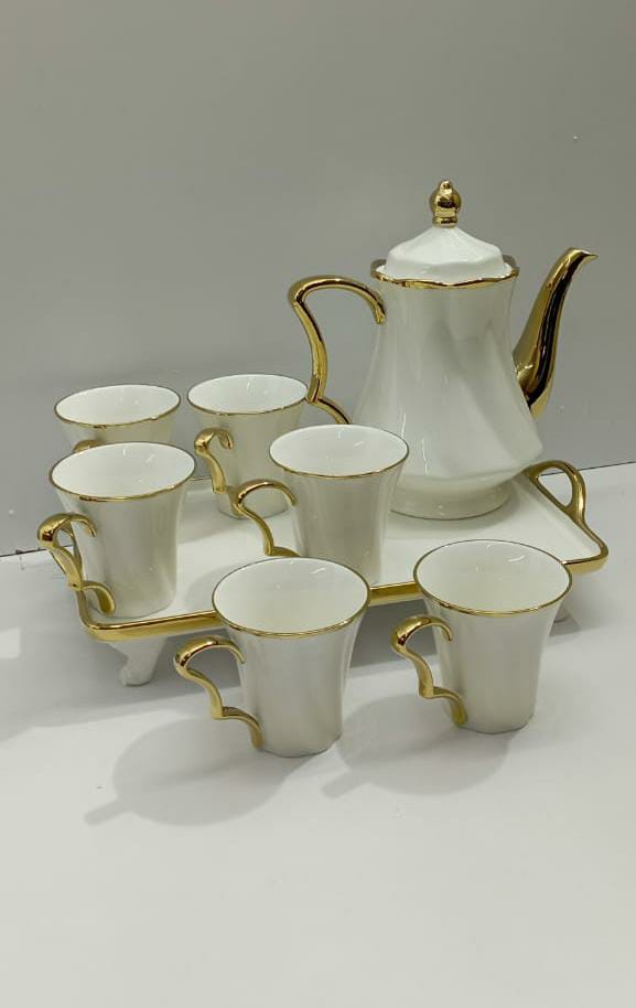 Ensemble de thé en céramique et plateau