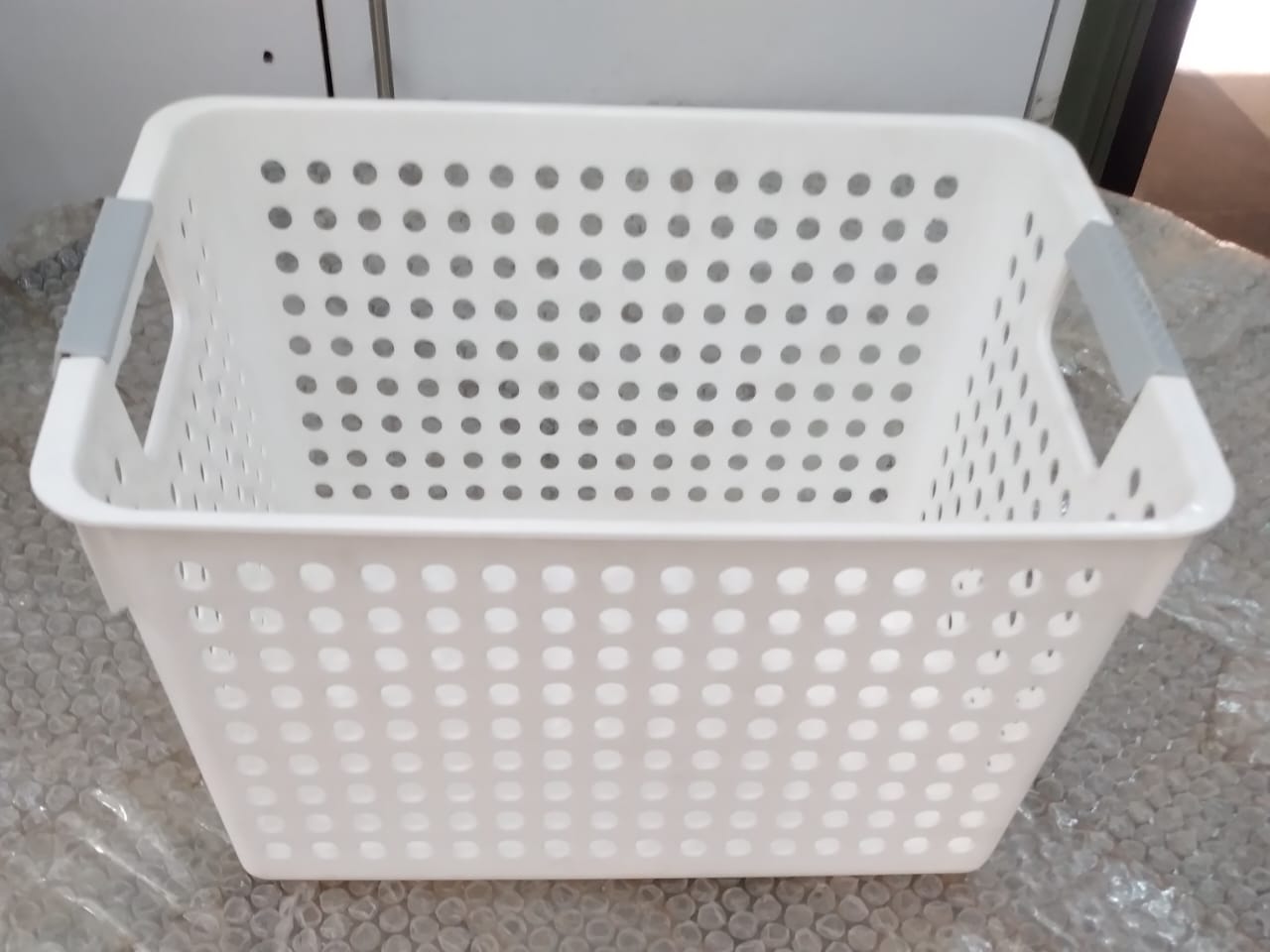 Panier de rangement / organisateur de salle de bain