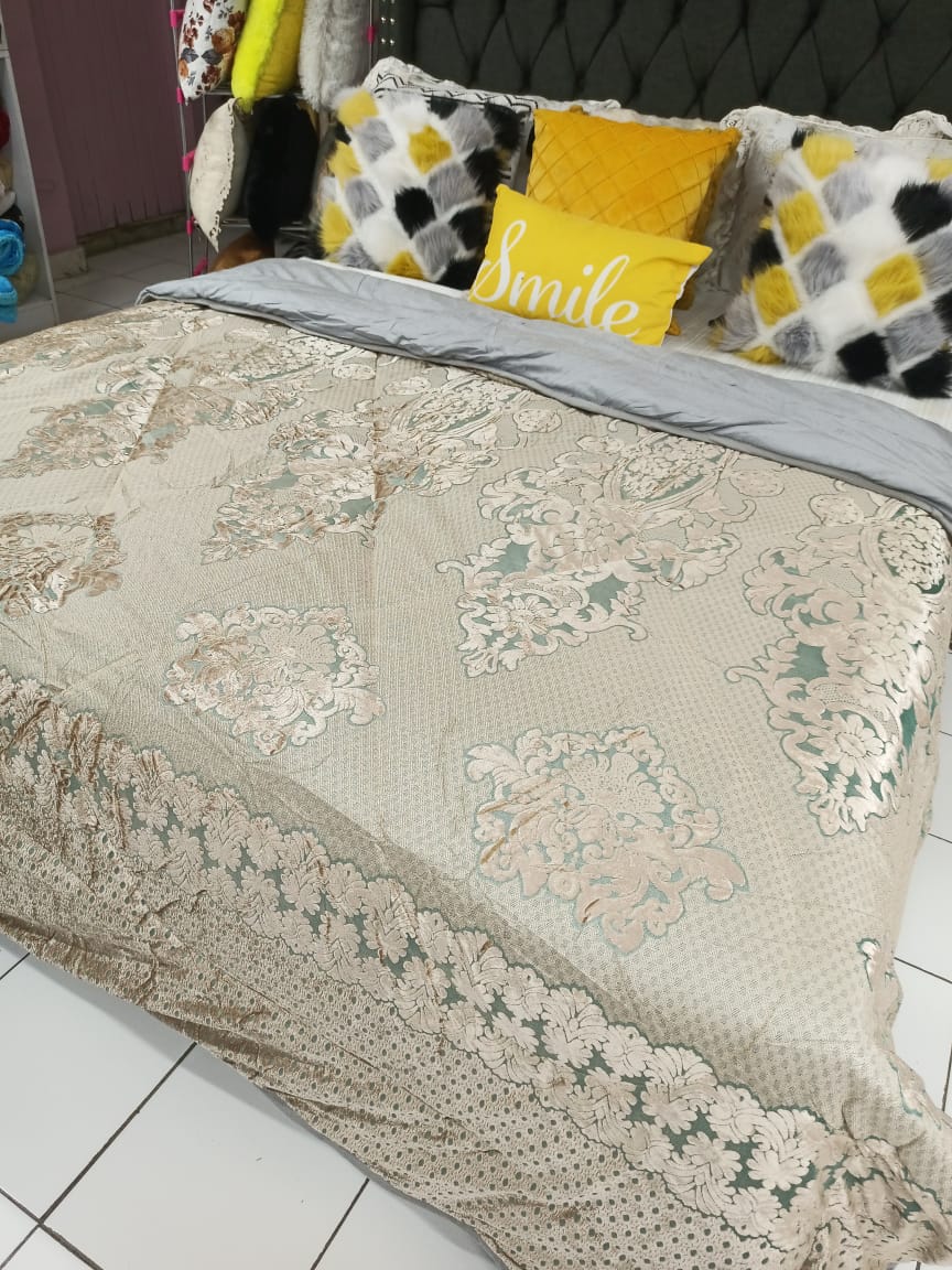6*6/6*7 Royal Heavy Silk Fleece Duvet