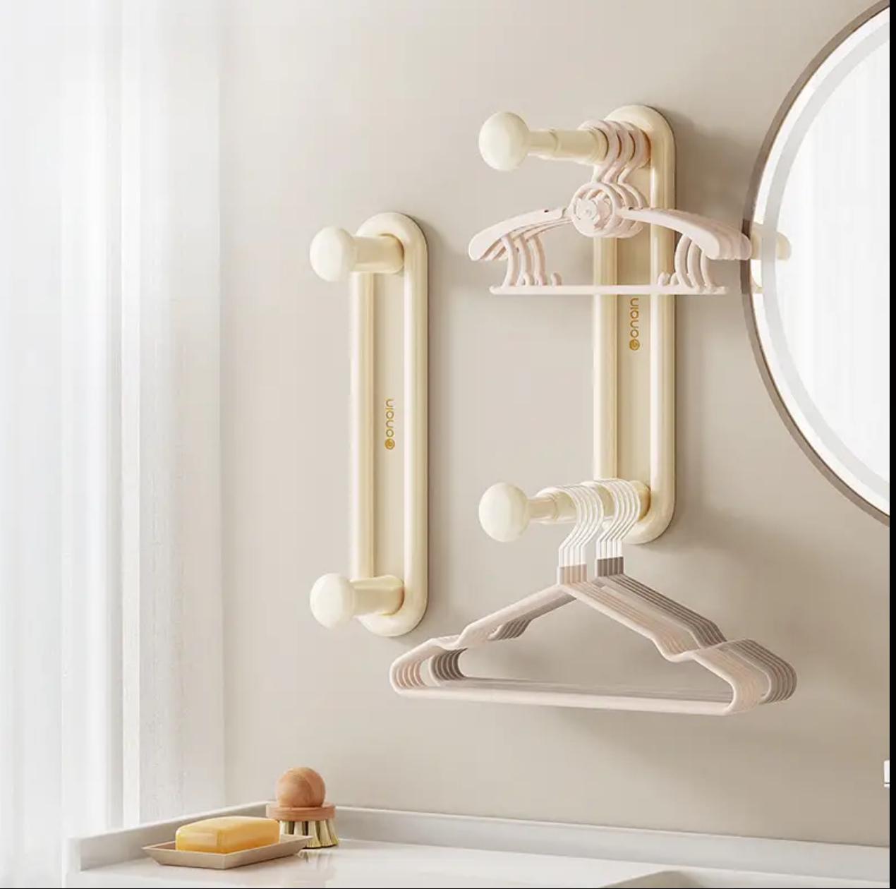 Rangement pour cintres télescopiques