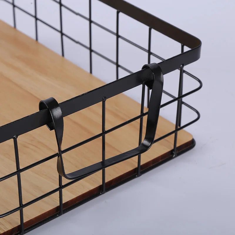 Panier en fer de rangement avec base en bambou