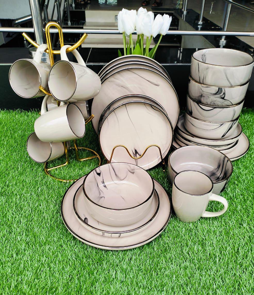 set de dîner de 24 pièces