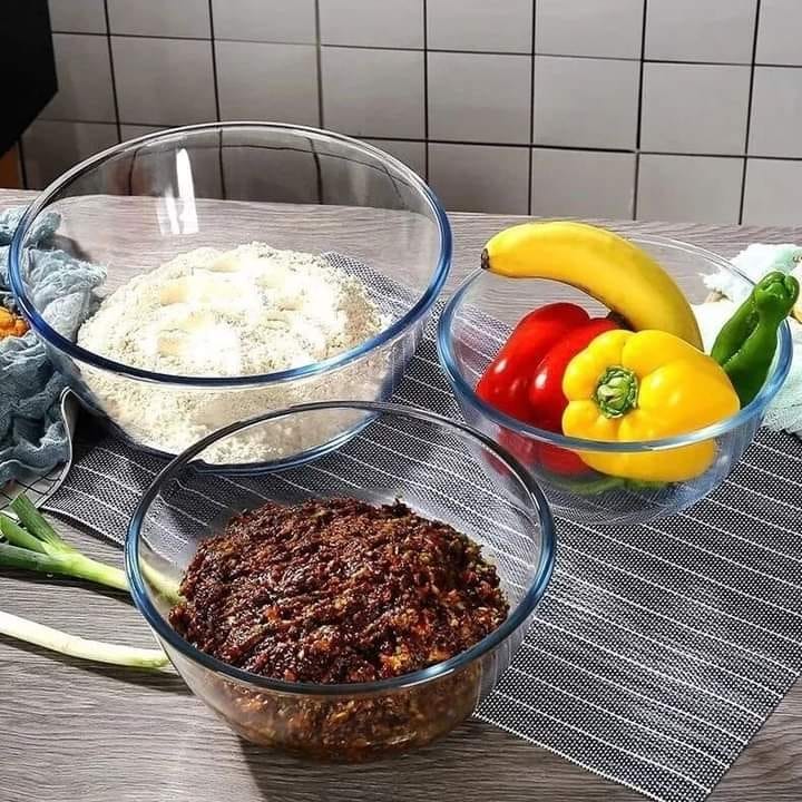 Saladiers en verre