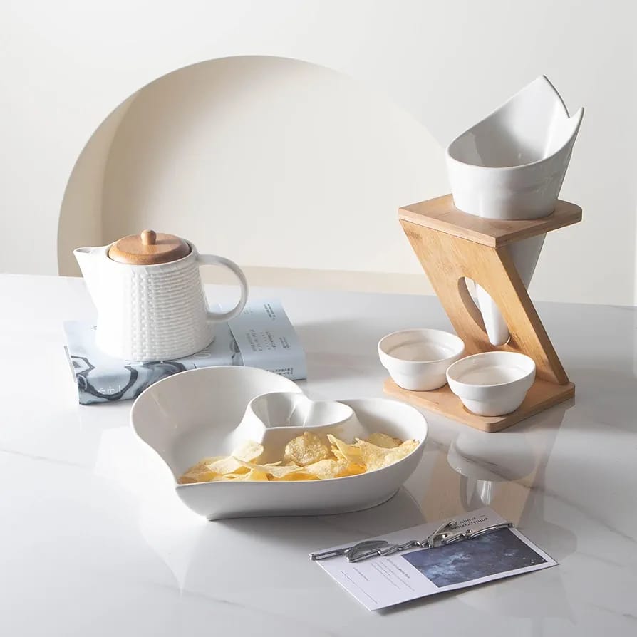 Plat en céramique en forme de cœur