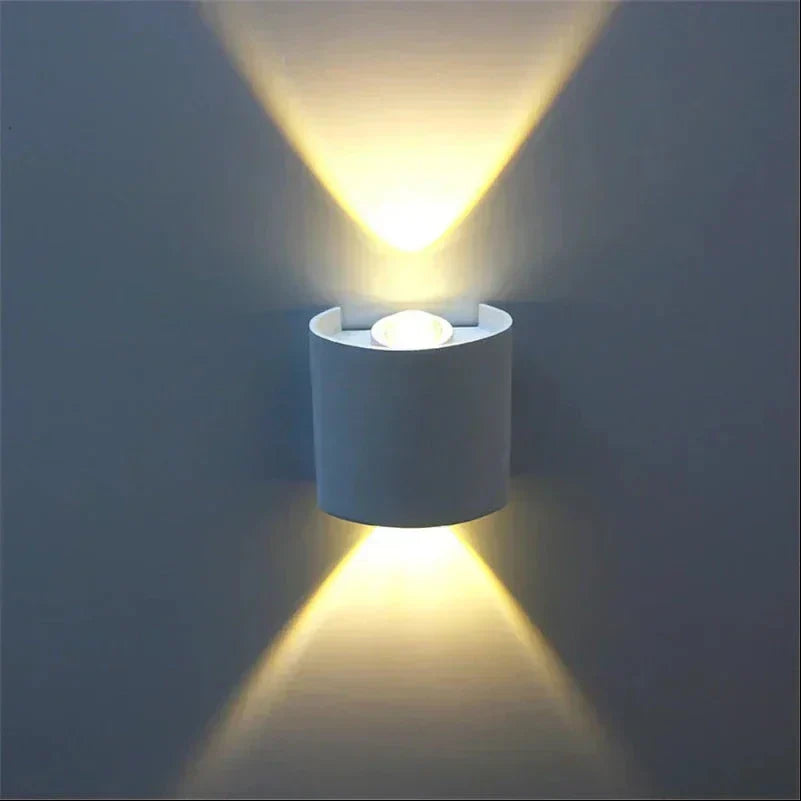 Floroux - Applique LED élégante pour l'extérieur
