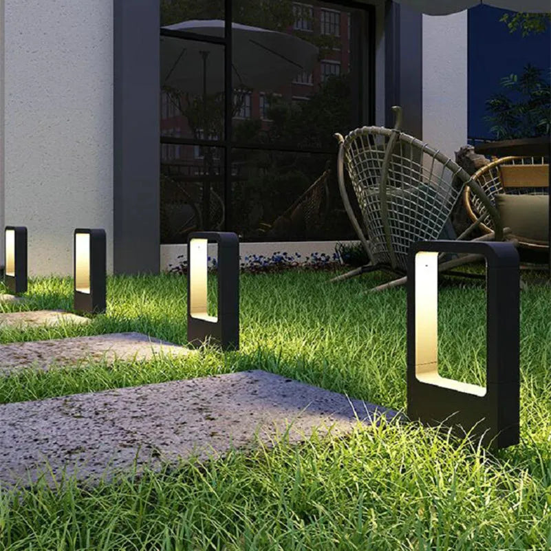 Floroux - Élégante lampe extérieure debout en aluminium