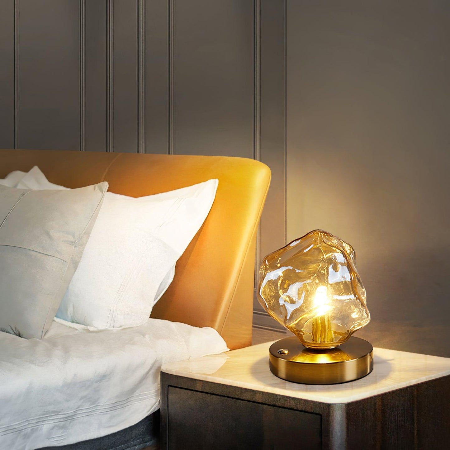 Lampe de table en verre Floroux