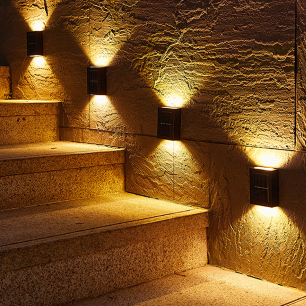 Lampes murales solaires LED sans fil Deluxe – Éclairage efficace pour vos murs extérieurs