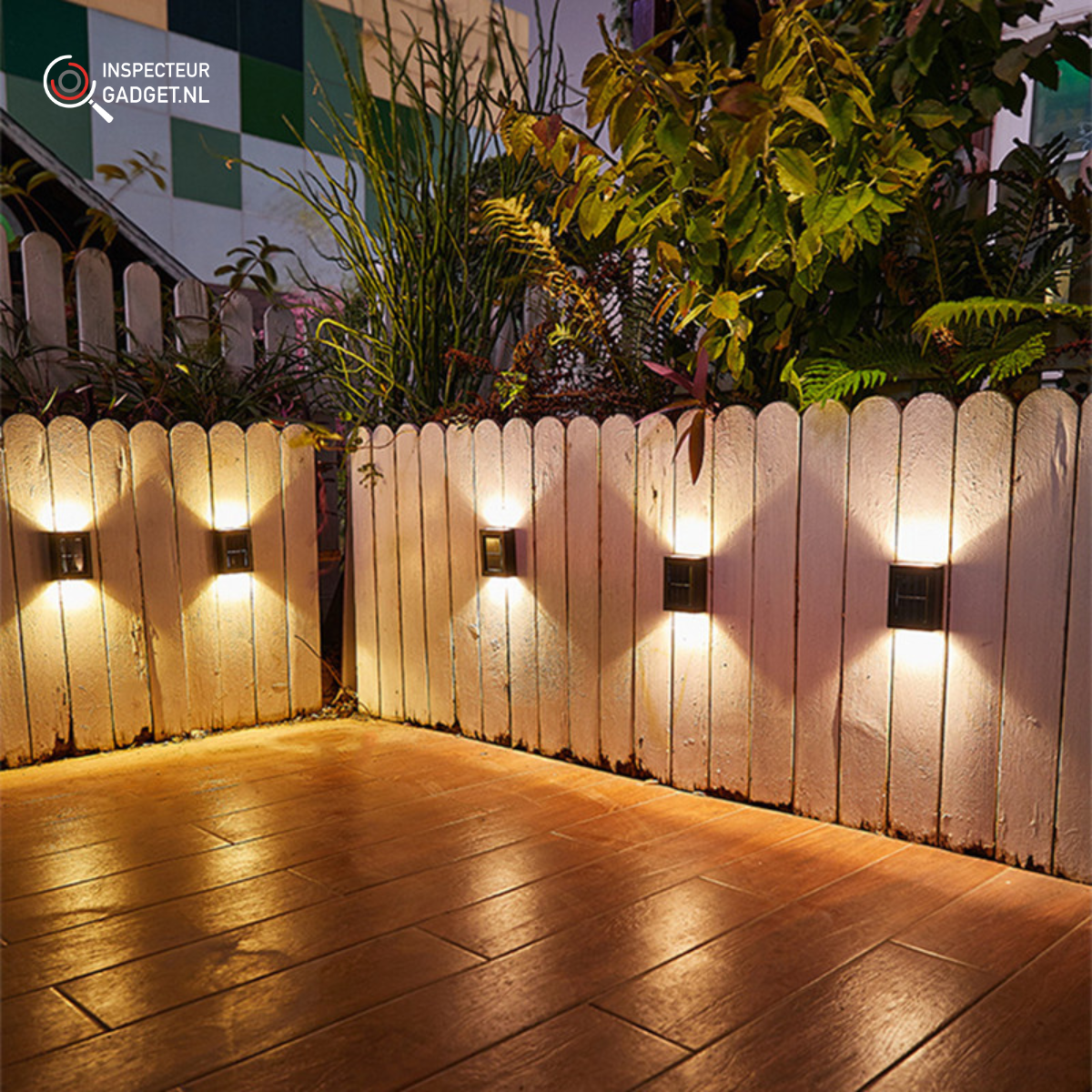 Lampes murales solaires LED sans fil Deluxe - Créez l'ambiance parfaite dans votre jardin !