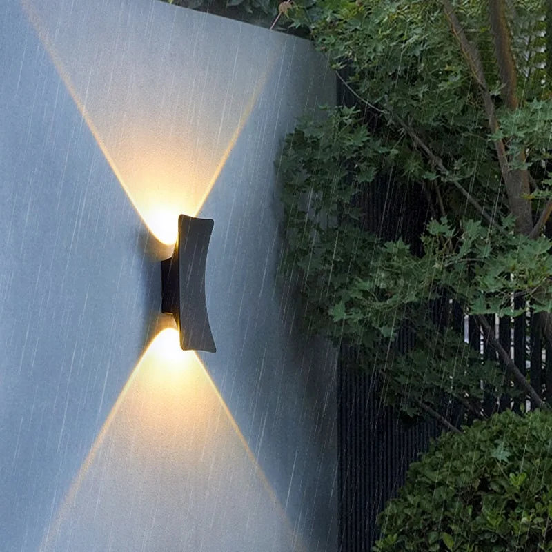 Floroux | Applique murale LED extérieure élégante pour l'architecture moderne