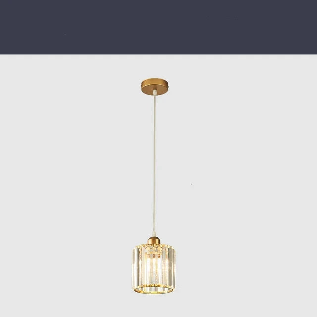 ÉclatCristal - Suspension en Cristal Élégante