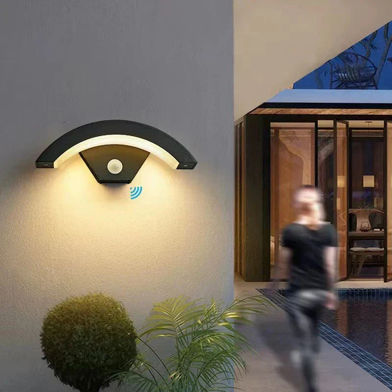 Floroux – Lumière extérieure à capteur de mouvement intelligent
