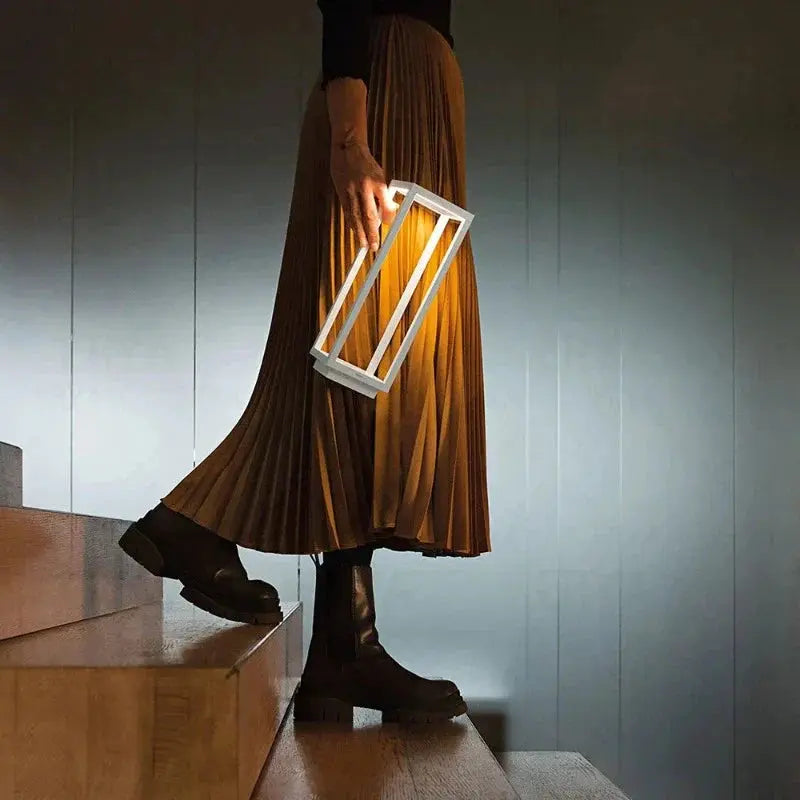 LumaLite - Lampe de table LED sans fil moderne