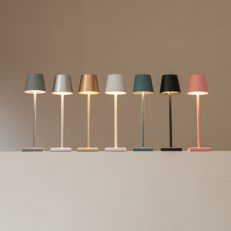 Lampe de Table LED Portable Floroux | Lumière d’Ambiance Sans Fil | Dimmable | Design Moderne | Idéal pour la Maison & le Bureau