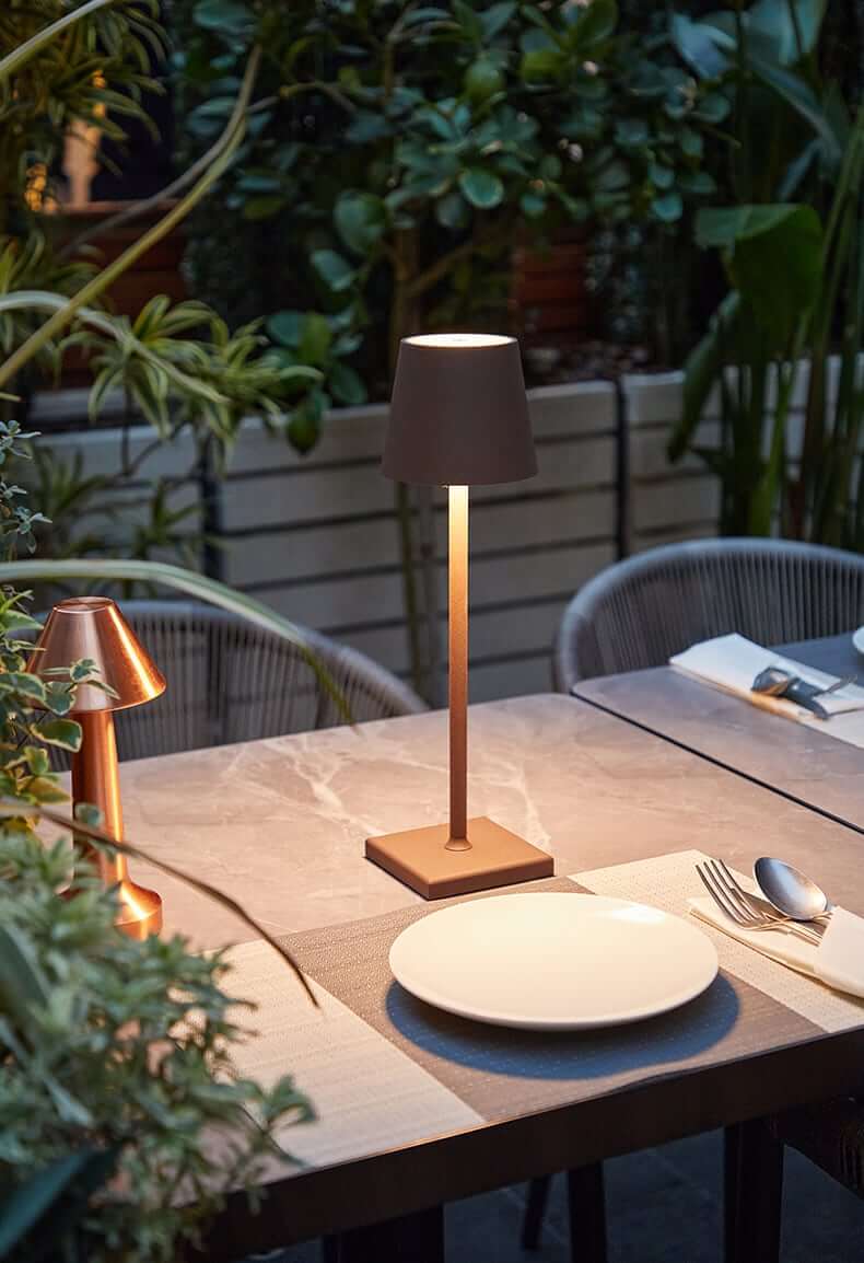 Lampe de Table LED Portable Floroux | Lumière d’Ambiance Sans Fil | Dimmable | Design Moderne | Idéal pour la Maison & le Bureau