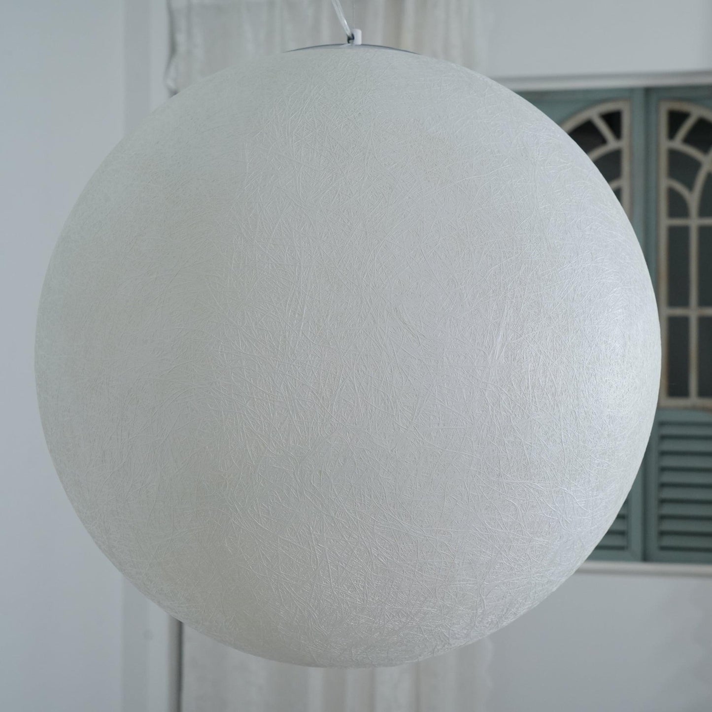 LunaireGlow - Suspension Lumineuse Éclatante