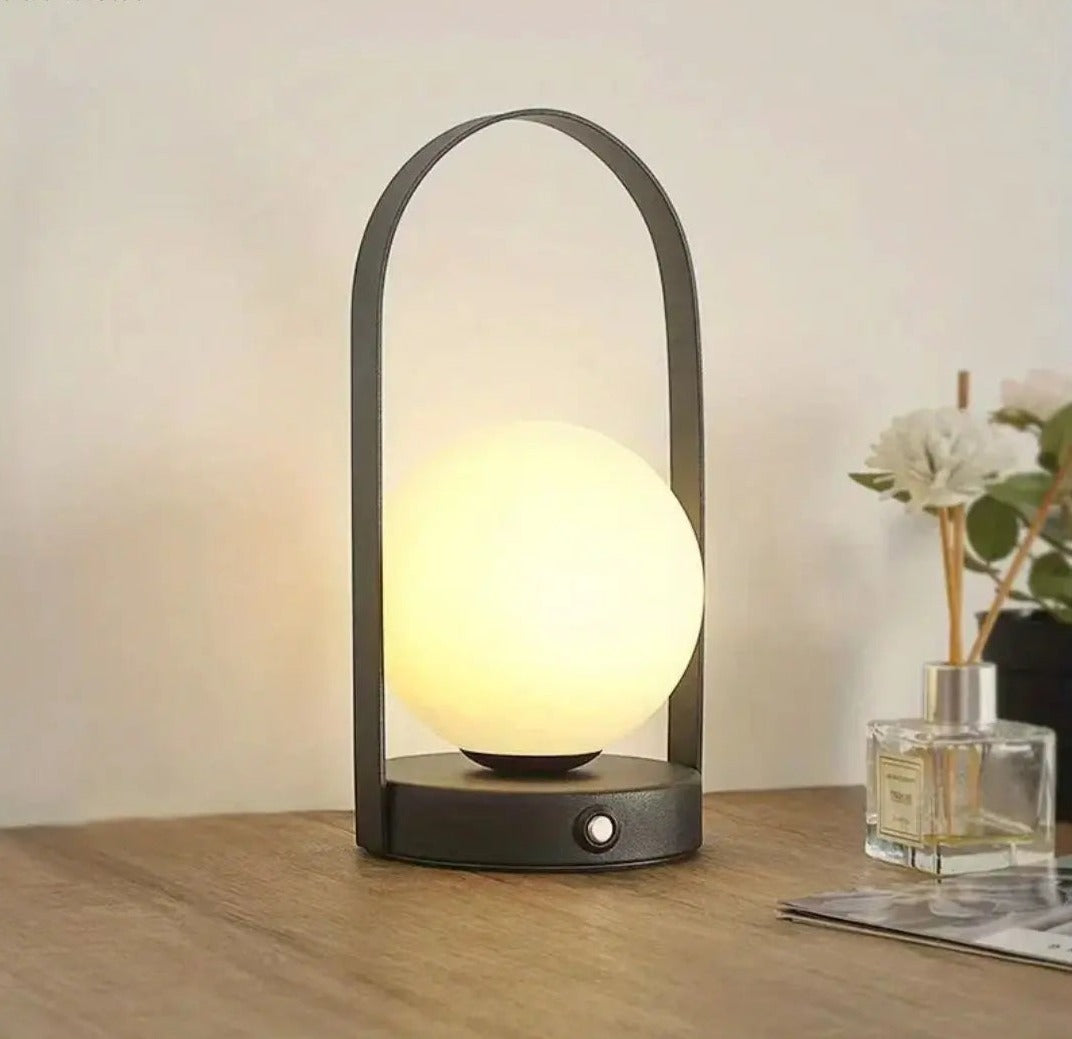 Lampe de table LED portable élégante avec contrôle tactile et batterie rechargeable