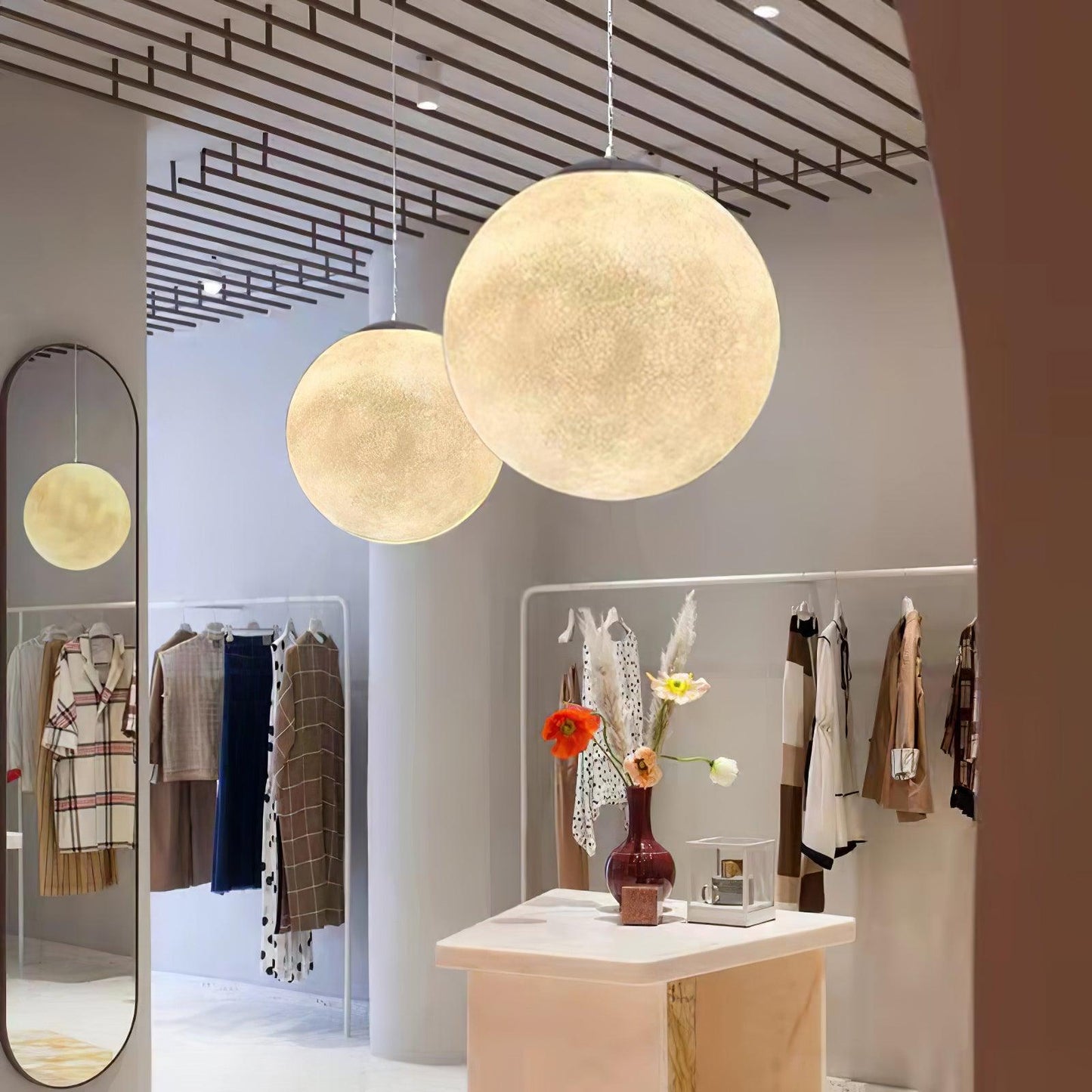 LunaireGlow - Suspension Lumineuse Éclatante