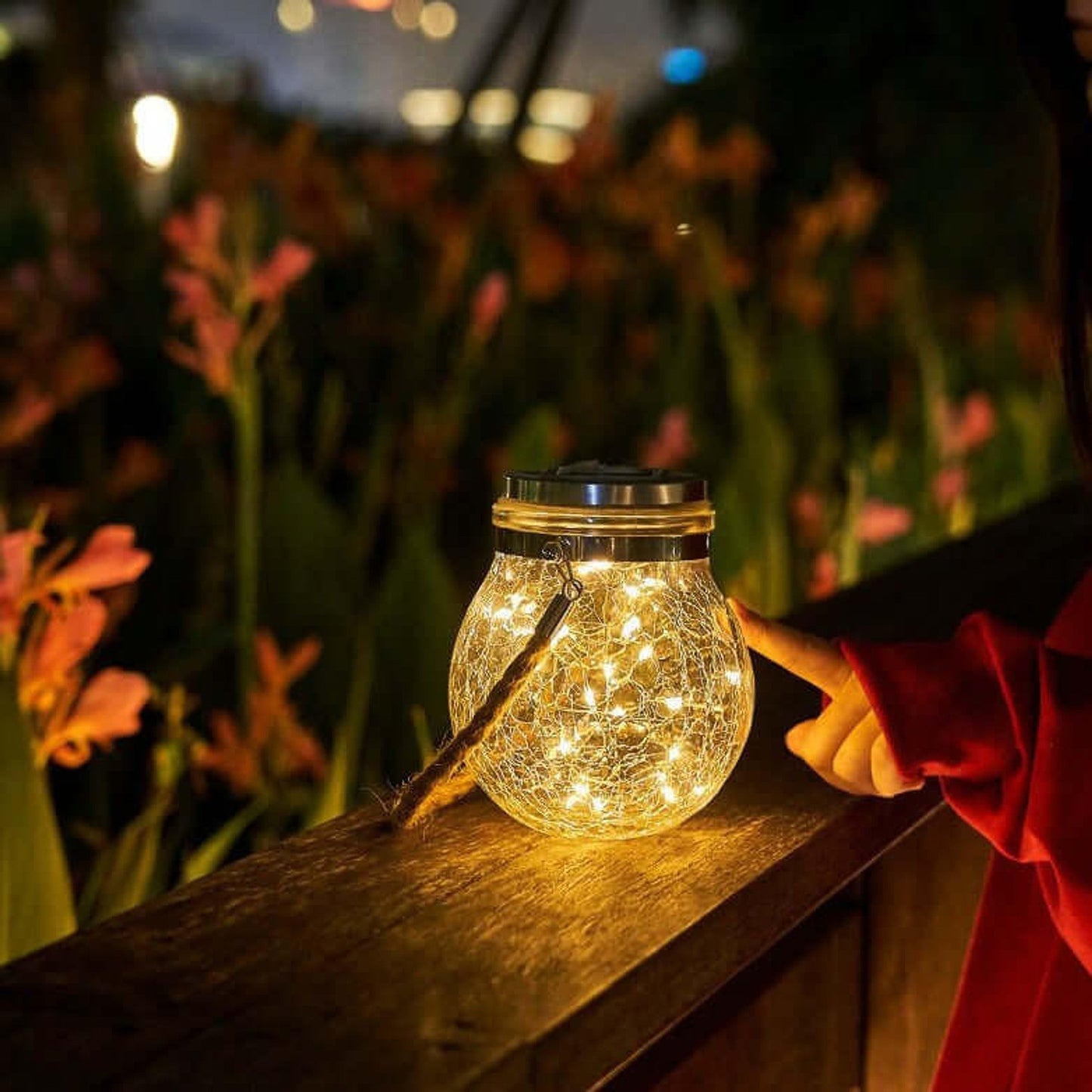 Floroux – Lampe de table en verre alimentée par solaire pour une lumière conviviale et écologique