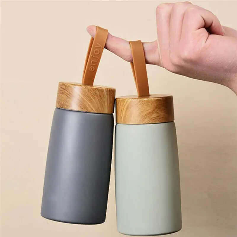 Tasse à café isolée de style nordique