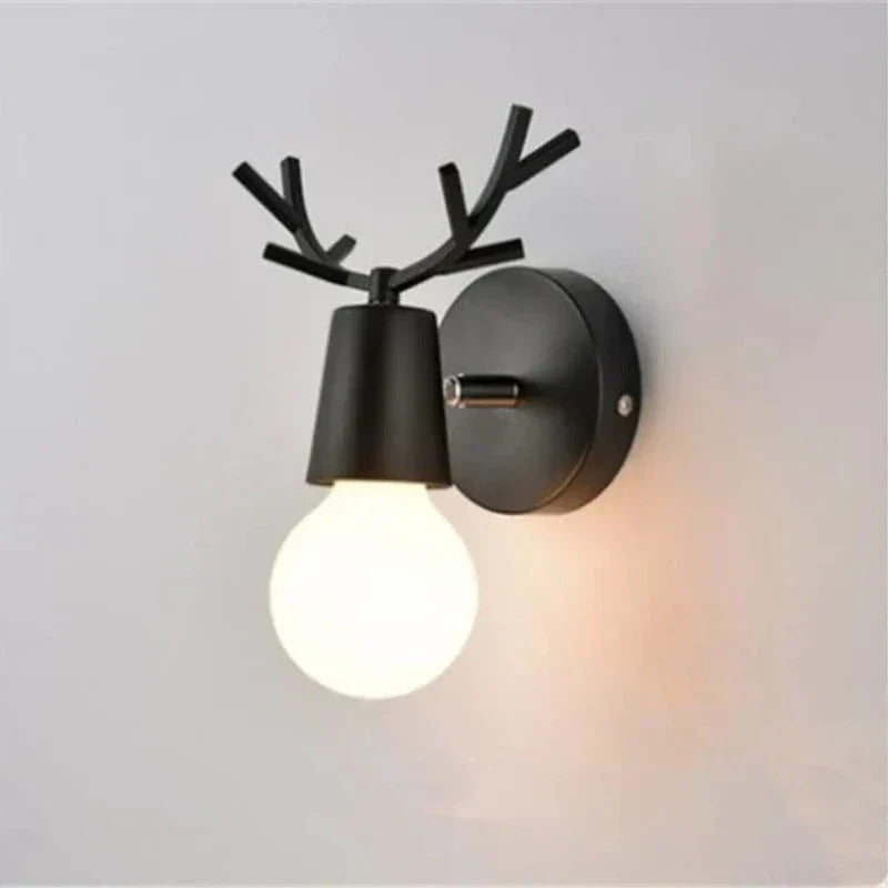 AntlerGlow – Lampe murale Gewei